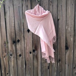 100% cashmere shawl